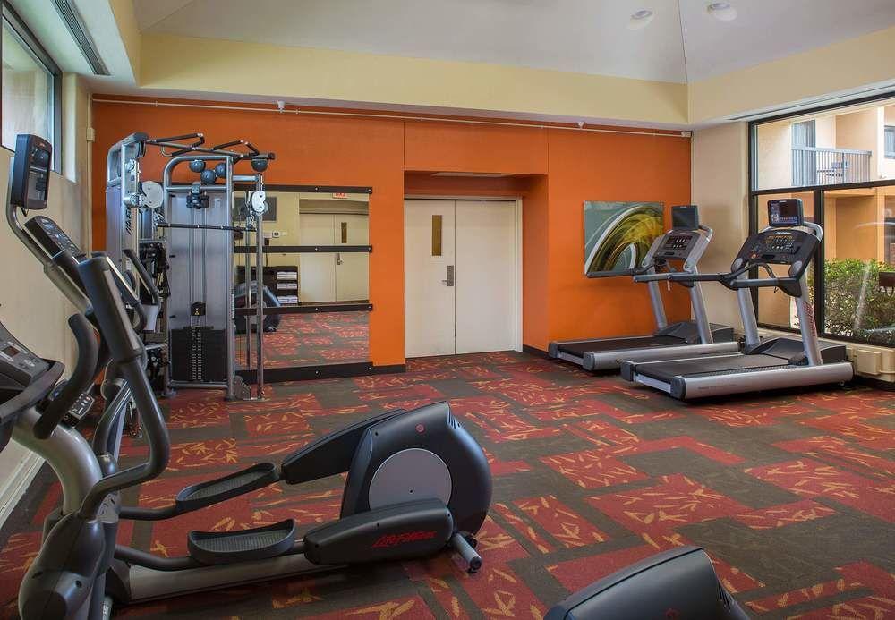 Courtyard By Marriott Baton Rouge Acadian Centre/Lsu Area Hotel Buitenkant foto