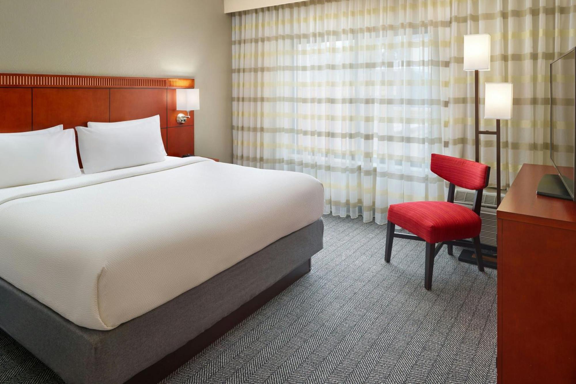 Courtyard By Marriott Baton Rouge Acadian Centre/Lsu Area Hotel Buitenkant foto